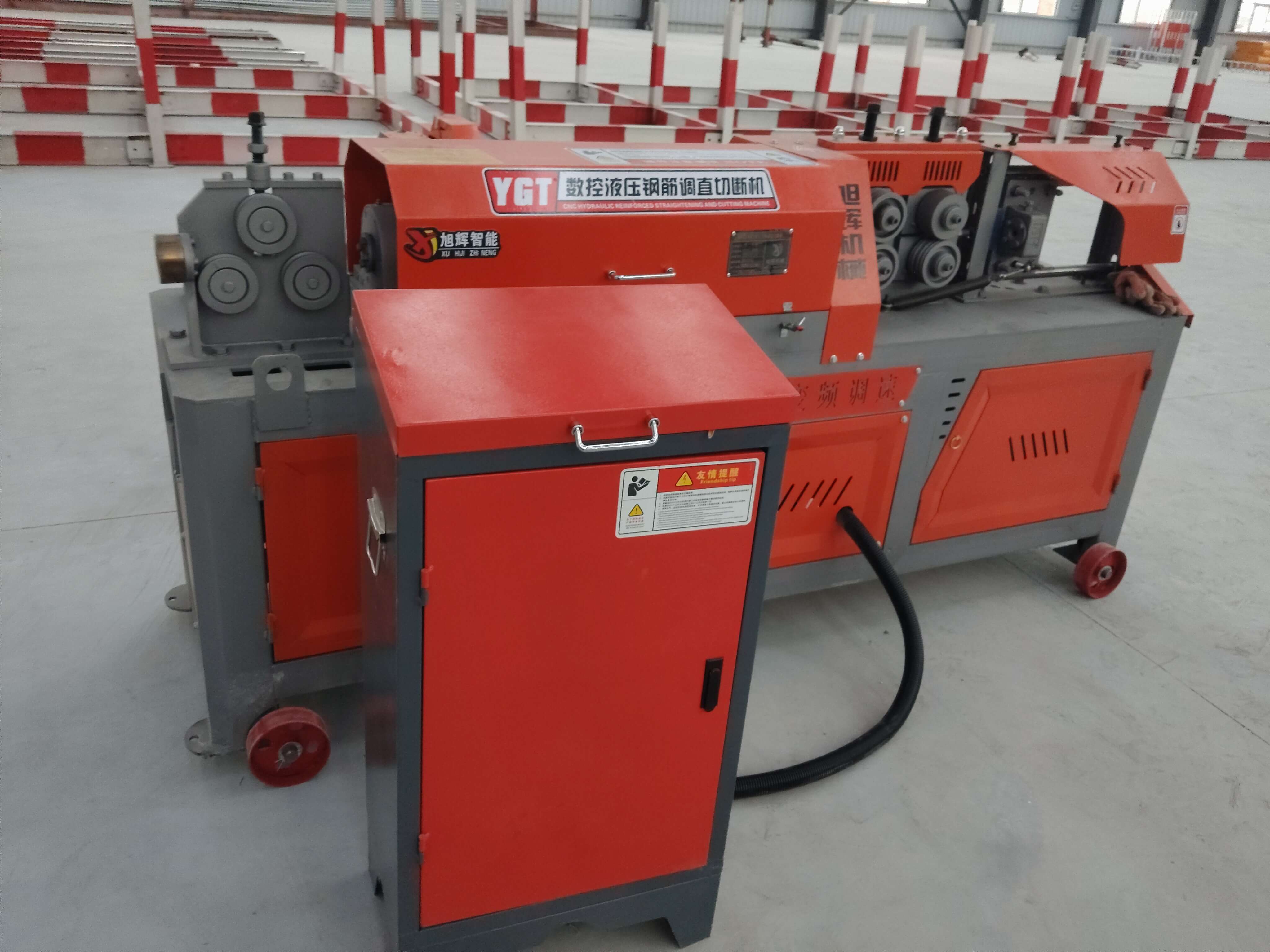 CNC hydraulic steel bar straightening and cutting machine in factory