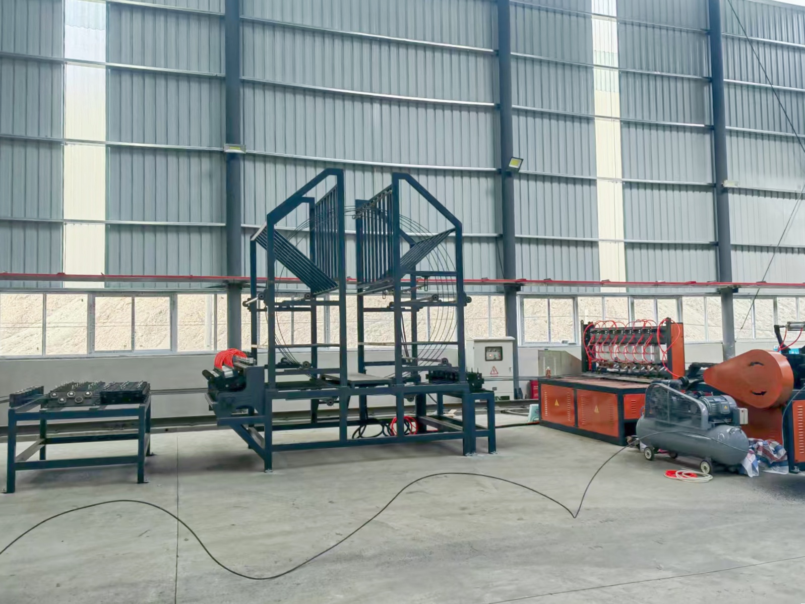 Fully automatic steel mesh welding machine production line