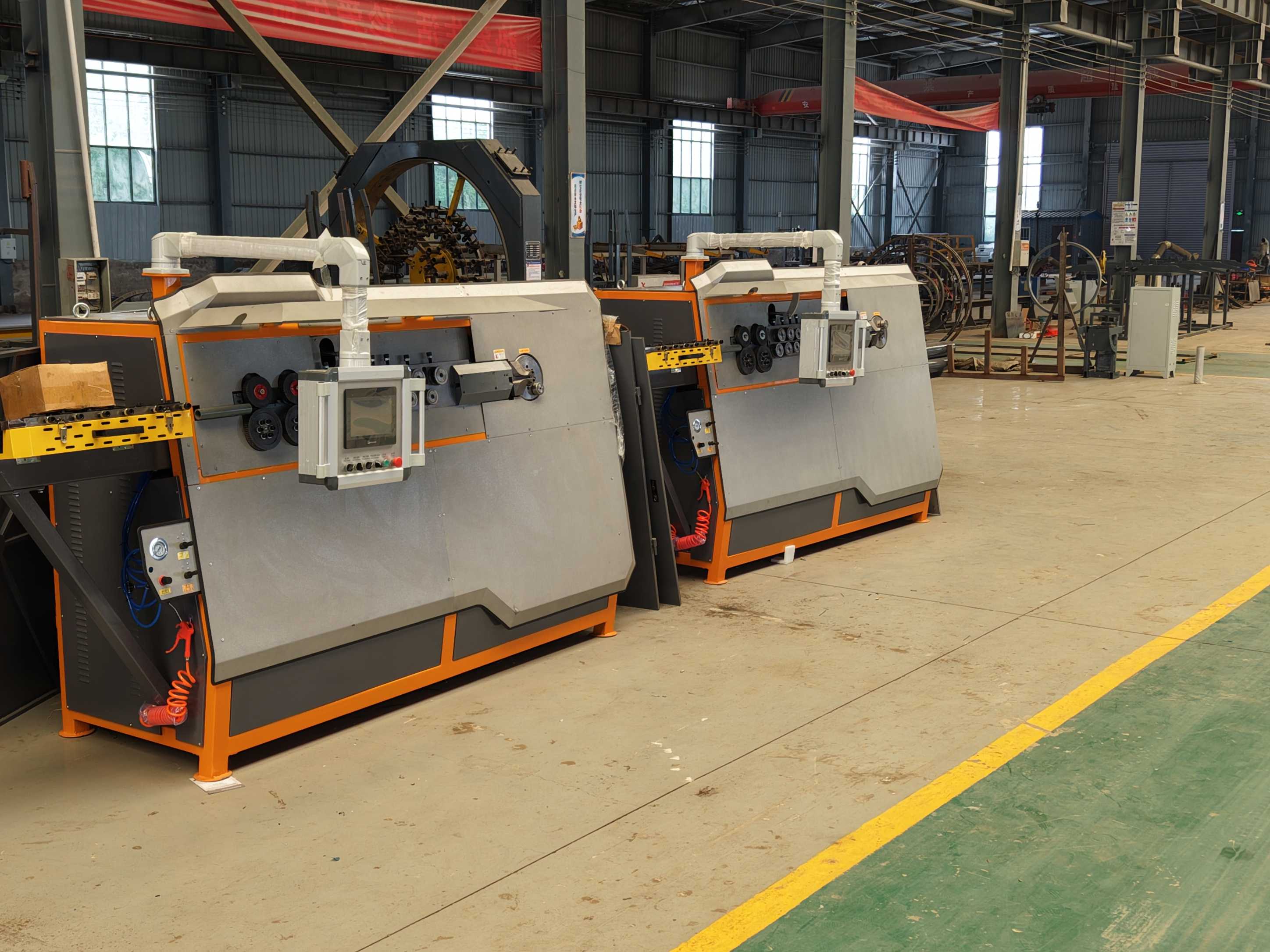 CNC steel bar stirrup bender in operation