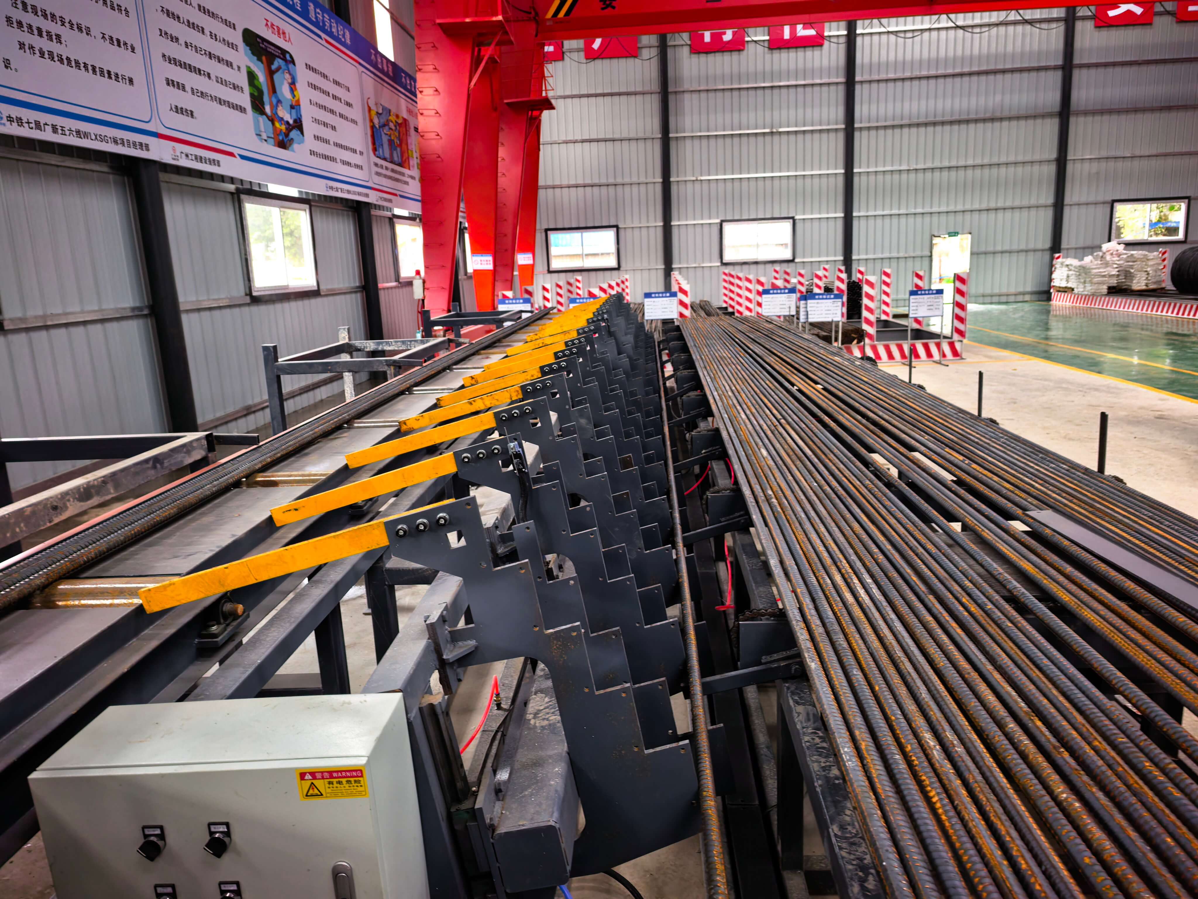 Professional rebar cutting threading machine in factory