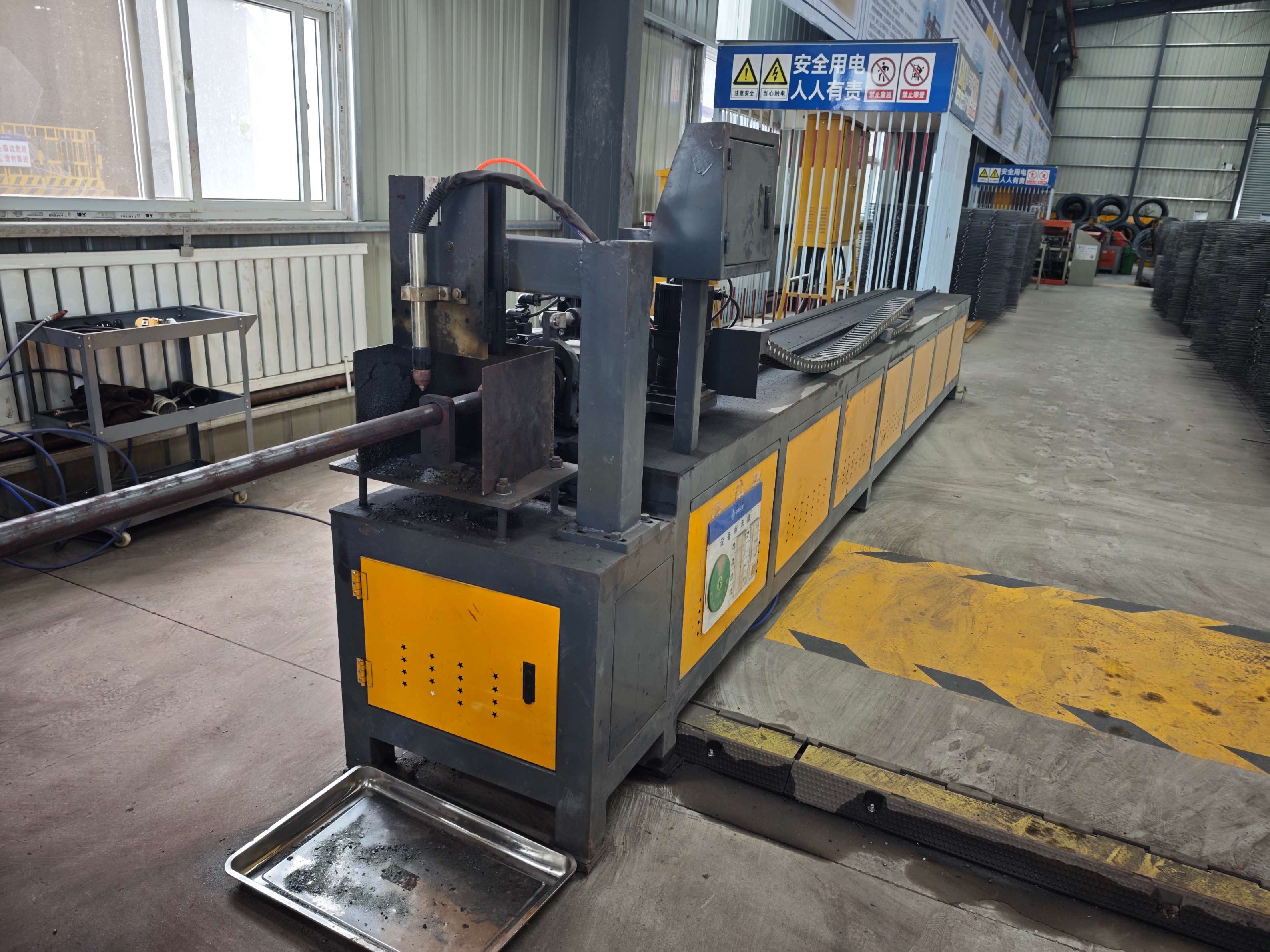 Industrial pipe processing equipment for tunnel construction