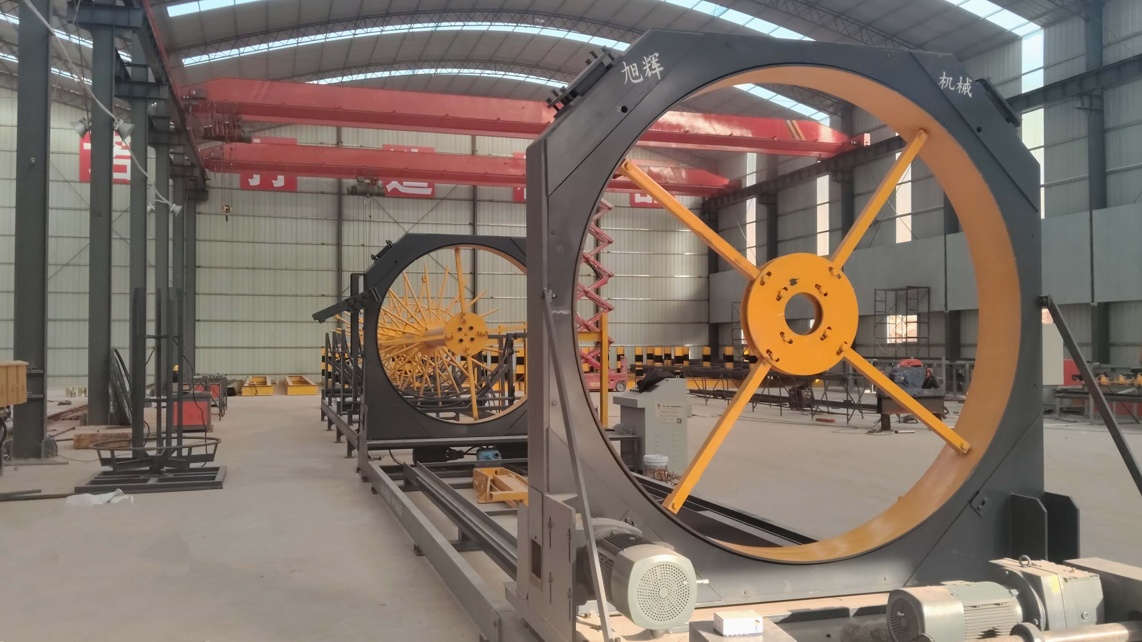 Fully automatic steel cage rolling welder in operation