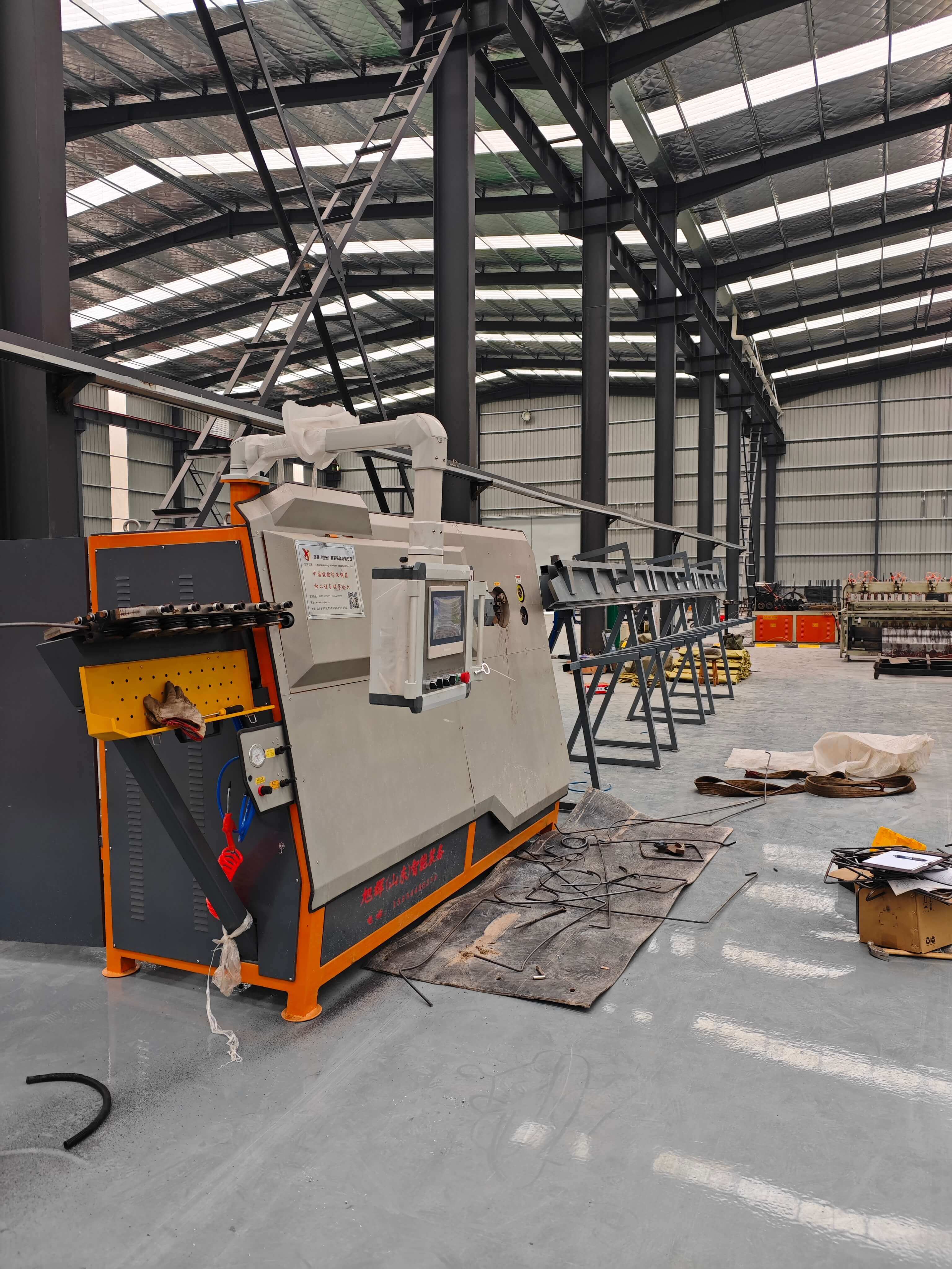 Rebar bending machine operation demonstration