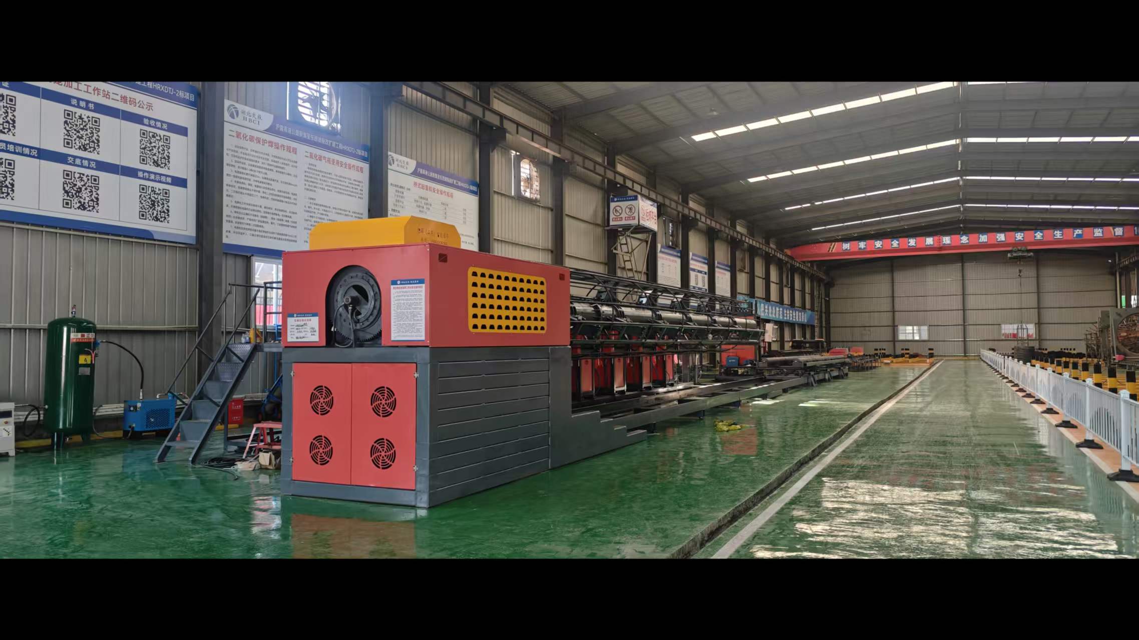 Steel reinforcement cage workstation in operation
