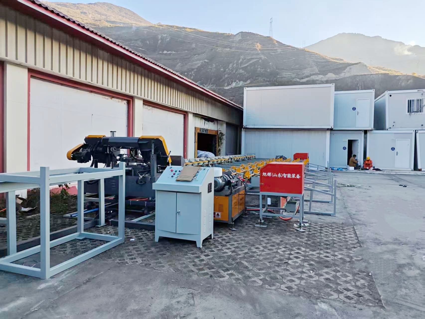CNC steel bar cutting threading grinding production line