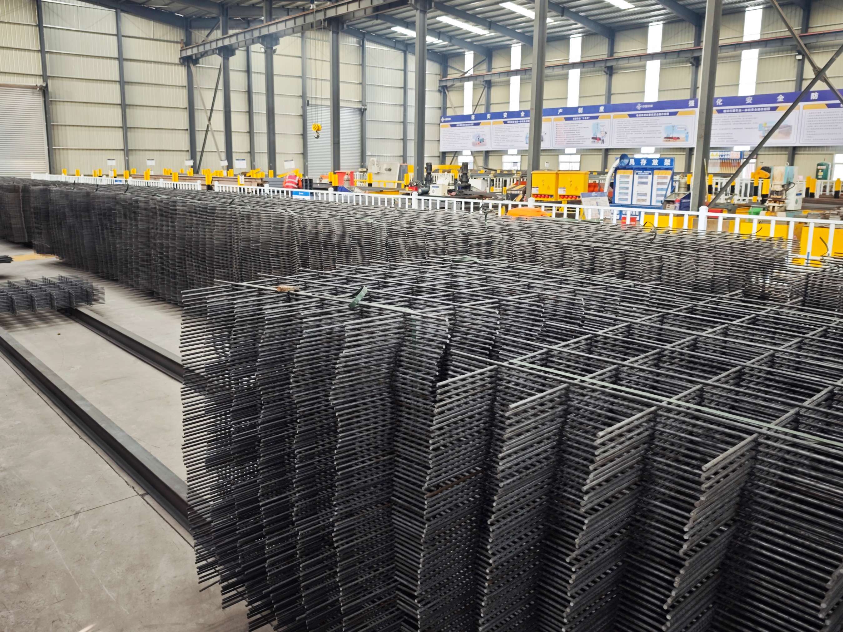 Automated steel mesh welding equipment components