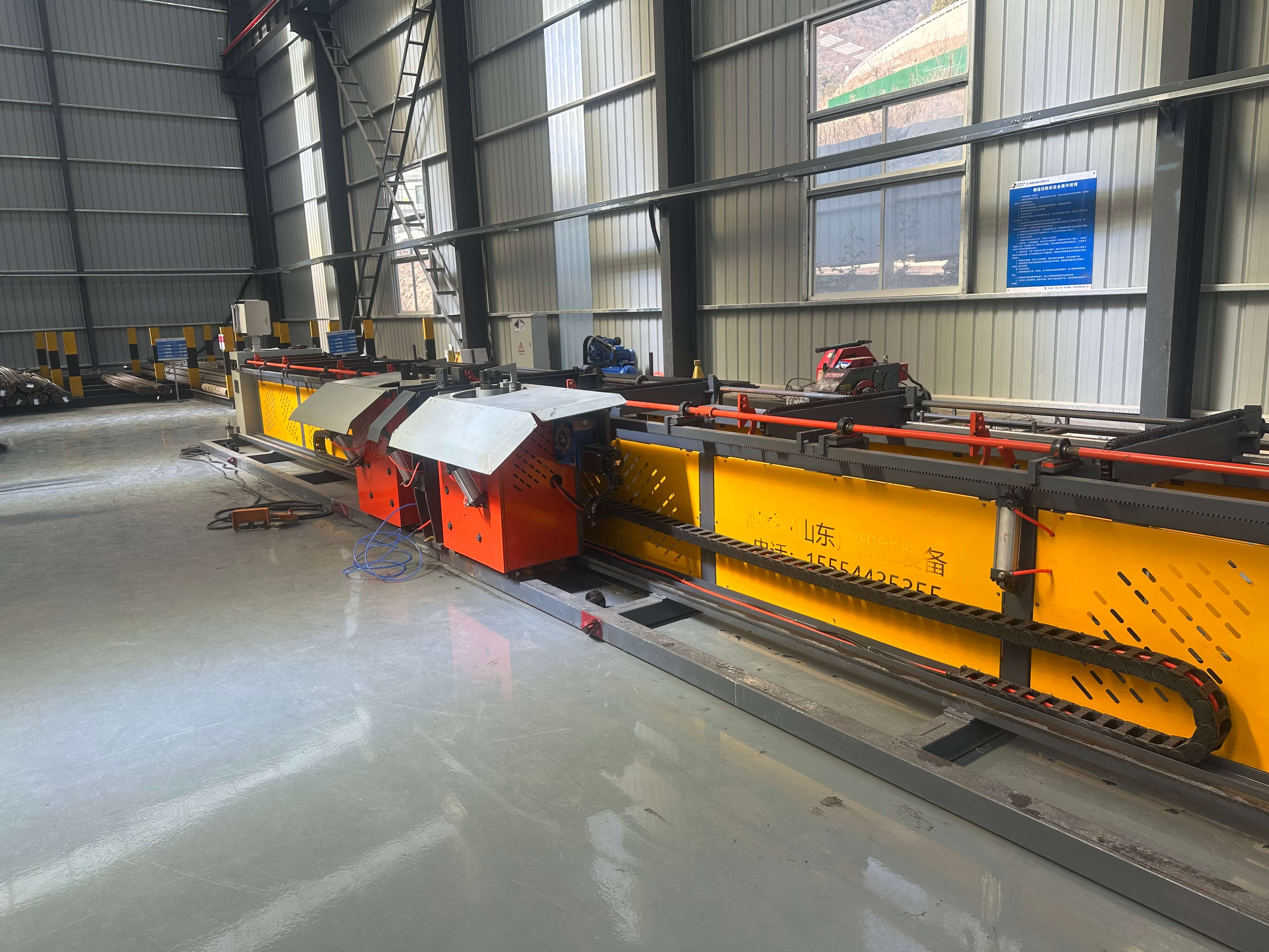 Technical specifications of four-head bending center