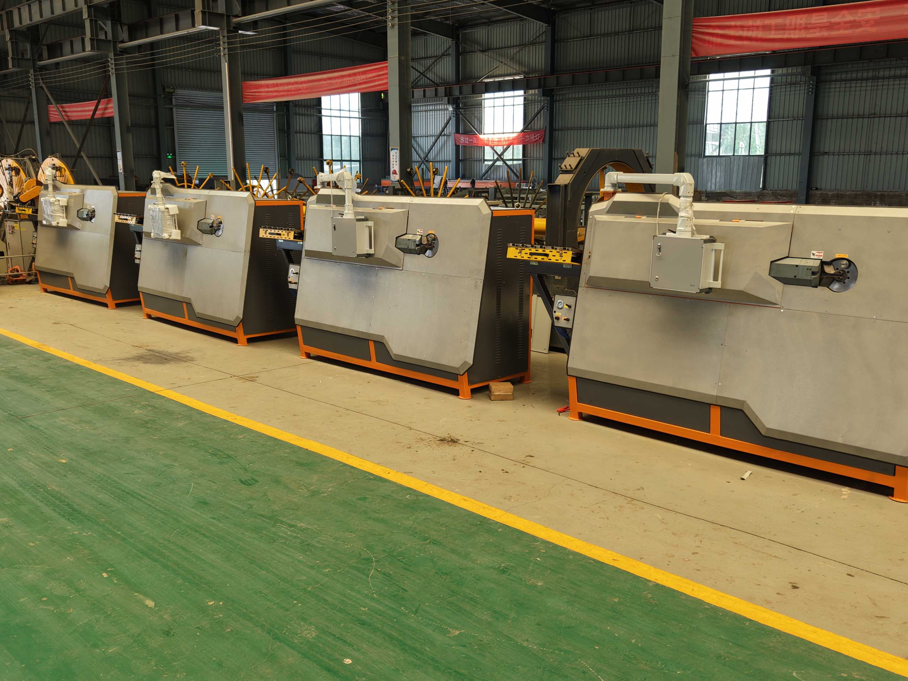Fully automatic CNC steel bar stirrup bender in operation