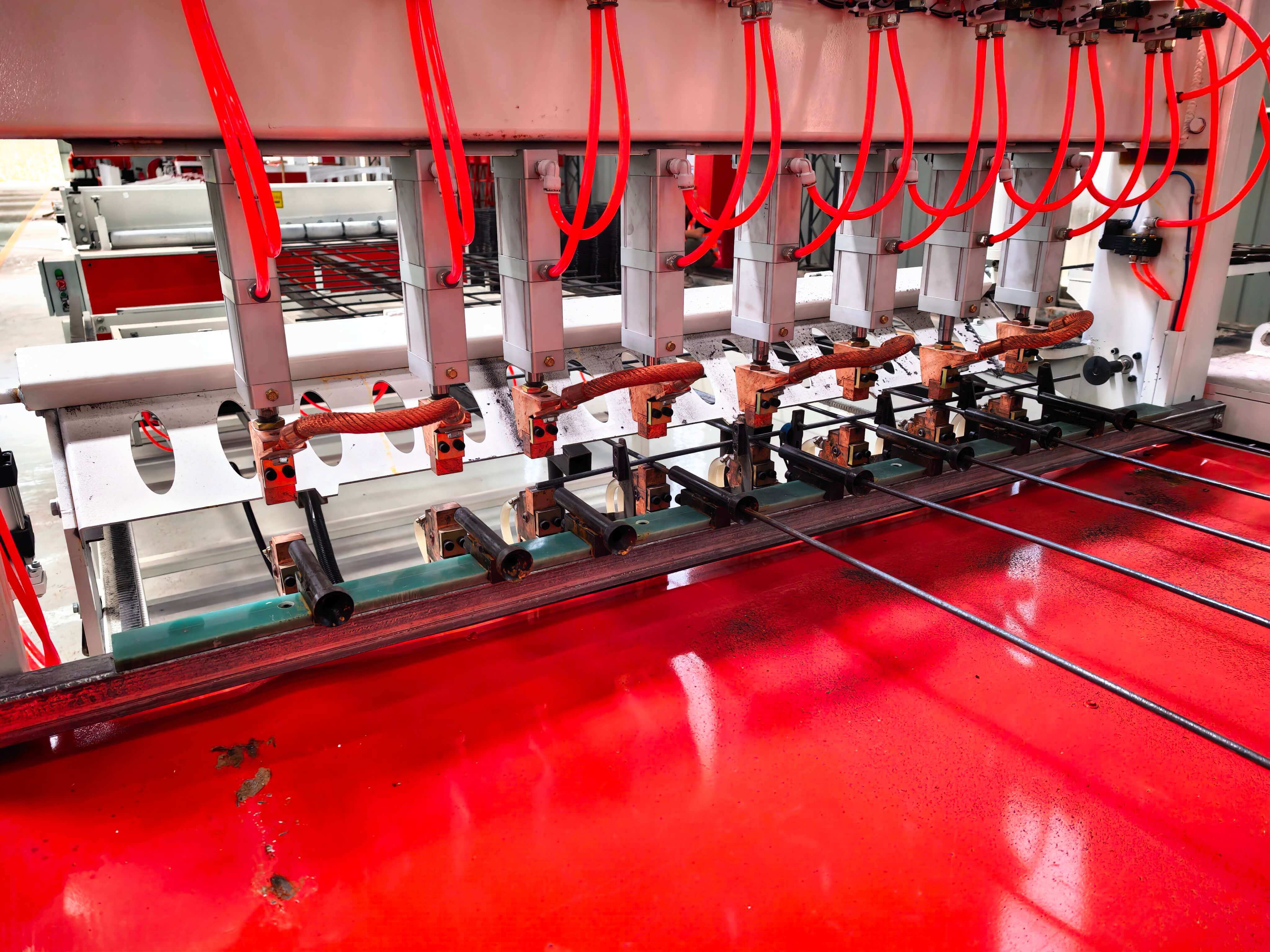 Fully automatic steel mesh welding machine production line